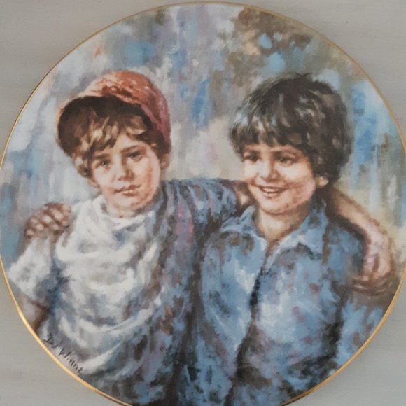 Lisette DeWinne "BUDDIES" Royal Doulton Collector Plate Limited to 10000 plates - Picture 1 of 5